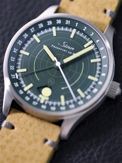 308 Jagduhr — konzipiert für den professionellen Einsatz. #sinnspezialuhren #308jagduhr #mondlicht #watchesandwonders2026 https://www.sinn.de/308-jagduhr.html?etcc_cmp=Neuheiten_April26&etcc_med=Social Ads&etcc_par=TikTok&etcc_ctv=308-jagduhr&et_cmp_seg5=DE