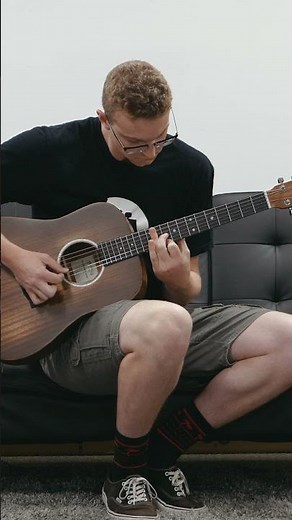 Martin DJR-10E Acoustic Guitar Sound Sample