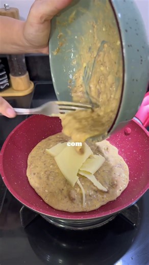 Approximate total recipe: Calories: 345 kcal Protein: 26 g Carbohydrates: 28 g