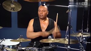 迈克杰克逊御用鼓手架子鼓表演《Smooth Criminal》，神级的律动