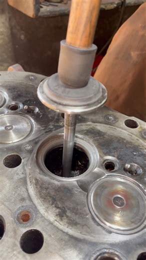 Valve Seat Grinding, Lapping & Valve Fitting |Engine Rebuild |#workshop #mechanic #shortsfeed