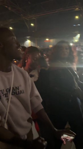 L’équipe @@Taptap Send Afrique de l’Ouest au taquet @𝐀𝐑𝐈𝐁𝐎𝐓 𝐒𝐄𝐕𝐄𝐍 @ANGE-FLORIAN✨✨ 🇫🇷X🇨🇮 @stephanesacre #jeveuxpasserdanstespourtoit