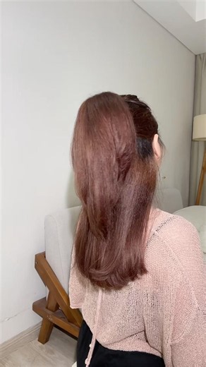 How to get Voluminous Half Up Ponytail on medium hair 🙌🏻