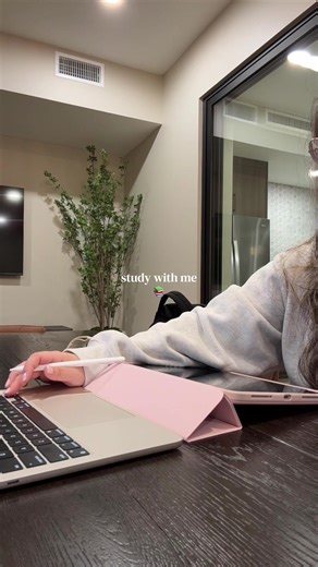 mini study vlog!! just a quick timelapse :)) #afterschool#studytok#studyvlog#productivity#studywithme