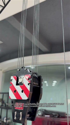 Details make all the difference! Take a close look at this 1/14 RC hydraulic crawler crane C1200#rc