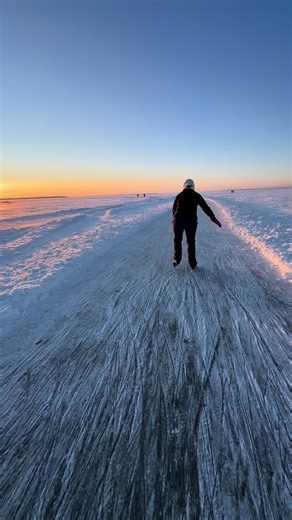 🏃‍♀️ Estonian winter again. Ice skating on the Baltic Sea 🫶 @Haapsalu #fyp #snow #IceSkating #estonia #baltics