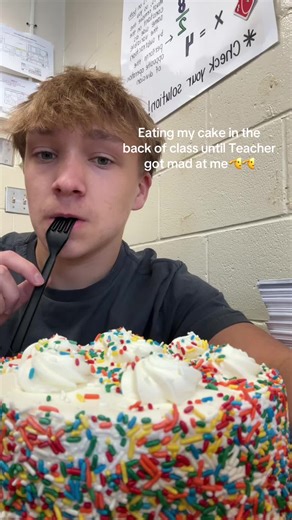 #funny #school #xyzbca #foryoupage #like @C.O.N.N.E.R @gavin8642 @Drew Jolley @JacetheRace1