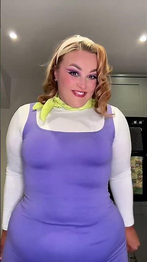 Did Someone Say… MYSTERY? 👀💜 | Scooby-Doo Daphne Cosplay #fyp