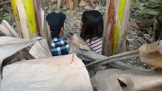 Làm gì có ai hả em!