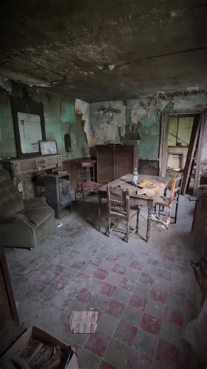 Une ferme abandonnée #urbex #exploration #abandoned #découverte #explore #lostplaces #urbexfrance (Lien de la vidéo complète en commentaire) | Fred Urbex