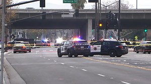 San Jose officer injured, armed carjacking suspect dead following shootout, chase: authorities