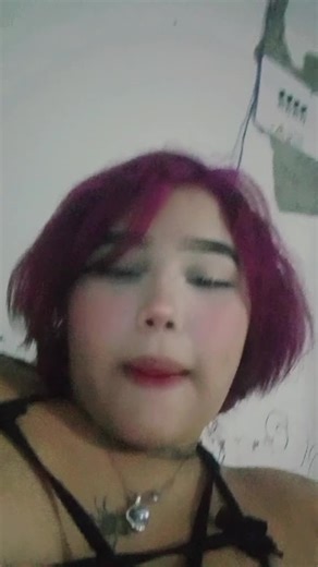 Videos de 👾tinaaaa👾⋆ (@tina_vargas30) con “sonido original - De La Rose”