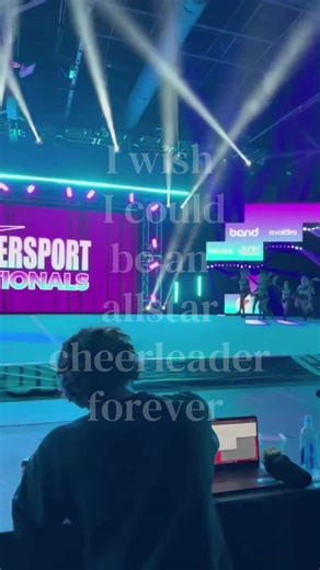 I love cheer. | cheerleading