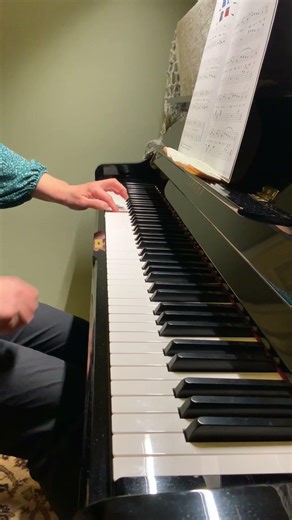 Dinosaur Stomp (Piano Adventure Level 1 Lesson Book p58) #pianoadventures #piano