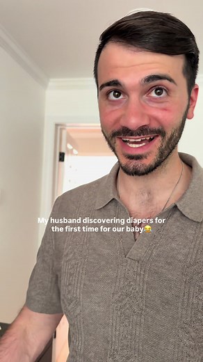 Carlos and Sarah: Baby Reveal & Diaper Update
