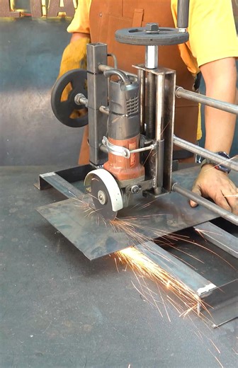 795K views · 8.7K reactions | Metalworking DIY and Crafts Scroll Saw Rack Making Part 2 #scrollsaw #sawjig #diyer #HomeProjects #craftdiy #tips #jigs #crafty #homemade #craft #Handmade #crafts #homeprojects #hacks #tricks #clamp #locked | Metalworking TV | Facebook