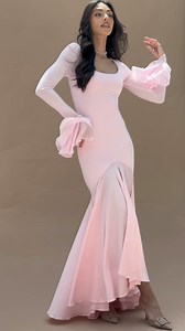 Modern designs. For women, by women. ❤️ Handcrafted & ethically sourced garments 🤝 As seen in Forbes, Cosmopolitan, Allure 😍 Easy returns & free shipping ✅ 230k satisfied customers Experience handcrafted luxury - marblapparel.co | Marbl.