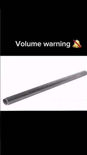 Loud metal pipe sound effect