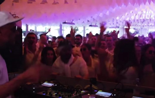 #techno #music #housemusic #electronicmusic #technomusic #techhouse #house #party #dance #djlife #deephouse #technoparty #technomoscow #techhousemoscow #втоп #втопе #rec #recomendation #fantomasrooftop #moscowparty #drspyder #topmusic #kryshamira #крышамира #рекомендации #housemusicmoscow