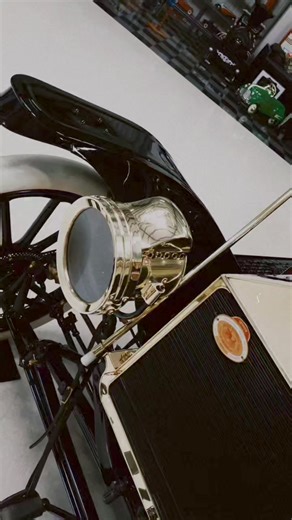 1.9K views · 24 reactions | New Arrival! 1911 Ford Model T Brass Touring Car #Ford #antique #modelt #fordmodelt #vintagecar #antiquecar #classiccars #1911 | MS Classic Cars | Facebook