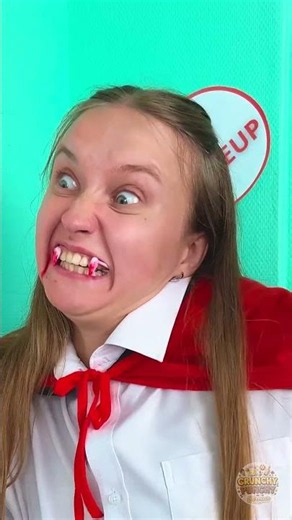 Vampire entdecken die bunte Welt des Make-ups! 💄🧛‍♀️
