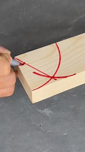 42K views · 100 reactions | Old carpenter reveals a 30° cutting trick that surprises everyone! #DIY #tips #woodworking | tips hacks 01 | Facebook