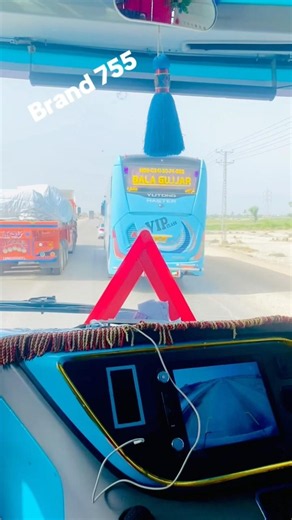 The big showdown between Sadaat and Bala Gujjar on GT Road! 🏁 Sadaat's driver took overtaking to ...