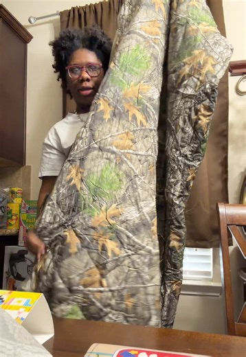 Unboxing a Camo Blanket Gift