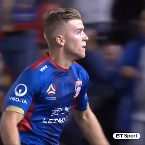 😲 "OH MY GOODNESS! OH MY GOODNESS!" 😲 Riley McGree's stunning scorpion kick has been nominated for the 2018 Puskas Award! One of the most amazing goals you will EVER, EVER see 🔥 | TNT Sports Football