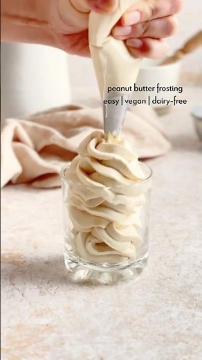 Super creamy and rich! Peanut butter frosting