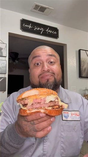 Trying McDonald’s NEW Big Arch Burger 🍔#new #mcdonalds #bigarch #burger #fastfood #review