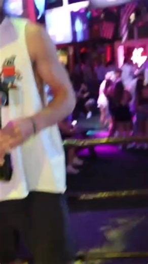 DJ @breezmusic interview before #redbullunforeseen #springbreak #fortlauderdale #floridastate #fsu #florida #dj @Red Bull USA | RedCup News