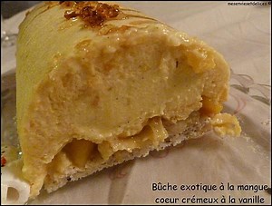 Bûche exotique, mousse à la mangue, cœur crémeux à la vanille
