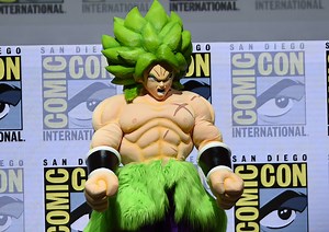 Watch Broly And Vegeta Come Face-To-Face In "Dragon Ball Super: Broly"