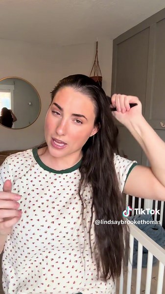 Satisfying Scalp Detox: The Ultimate Exfoliating Comb