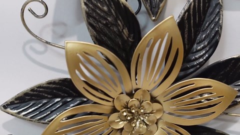 LIFFY Black Wall Decor,15" 3D Multi-layer Metal Flowers Wall Decor, Rustic Modern Floral Sculpture for Indoor Kitchen Bedroom Living Room Office Outdoor Garden Patio