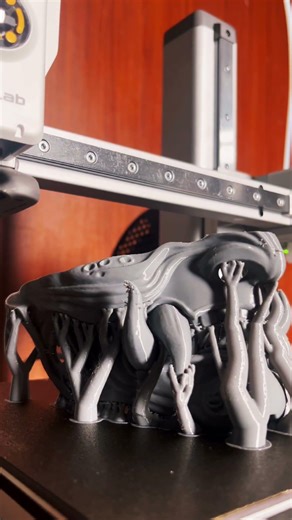 Printing an ONI mask #3dprinting #desksetup #onlycooltheroomsyouneed