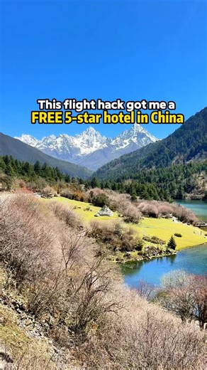 You can get a FREE hotel stay in China with this flight hack ✈️🇨🇳 Here’s the secret: Book an international flight with a China airline and choose a transit in China (6–48 hours) Many airlines offer: ✔️ FREE transit hotel ✔️ Hotel breakfast ✔️ Airport transfer Airlines Offering Transit Accommodation Services and Their Respective Transit Cities ✅ China Eastern Airlines: Shanghai Pudong/Hongqiao, Beijing Capital, Xi’an, Kunming ✅ Air China: Beijing Capital, Chengdu Shuangliu/Tianfu, Shanghai Hong