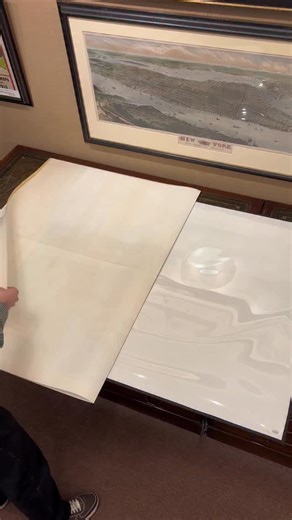 A landmark 1963 geological map of the Arabian Peninsula. Produced through a collaboration between the U.S. Geological Survey and Aramco, and sponsored by Saudi Arabia’s Ministry of Petroleum and the U.S. Department of State, this map brought together decades of fieldwork, aerial photography, and geological surveys into the first coherent, peninsula-wide geological profile of the region. Covering Saudi Arabia, Oman, Yemen, Bahrain, Qatar, Kuwait, and the United Arab Emirates, it became a definiti