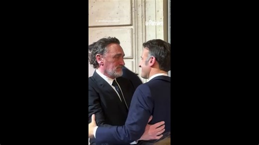 L'émotion de Jean-Paul Rouve décoré de la Légion d’honneur