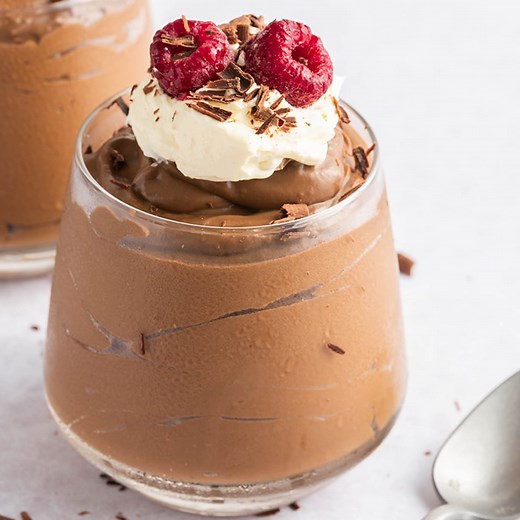 5-Ingredient Avocado Chocolate Mousse - The Big Man's World ®