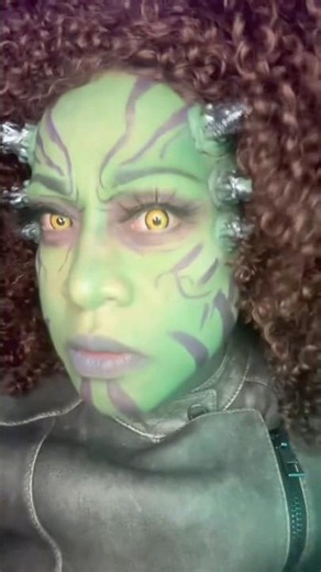 #makeup #transition #alien #green #shorts