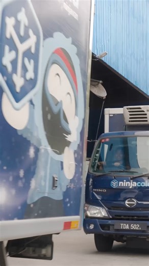 From Christmas turkeys to premium meats, seafood, cheesecakes, juices, pizzas, lasagnas, chocolates & more — we’ll get them to you frozen and fresh! 🎄🦃 Perfect for small sellers on TikTok & Shopee, and even individuals stocking up for the festive season. Whether it’s single parcels or bulk frozen items, we’ve got you covered with reliable last-mile frozen delivery across Singapore. 🚚💨❄️ Ready to ship or receive your festive frozen goodies? Tap the link here to get started! http://ninjacold.c