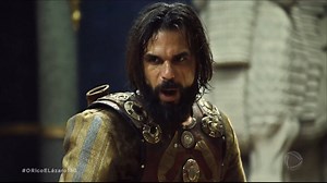 1.3M views · 1.5K shares | Na Novela O Rico e Lázaro, Nebuzaradã corta a mão de Arioque durante duelo e o expulsa do palácio • Acompanhe a programação da Record TV 24h por dia e as íntegras de todos os programas pelo celular, tablet ou computador no PlayPlus. Acesse: PlayPlus.com | RECORD | Facebook