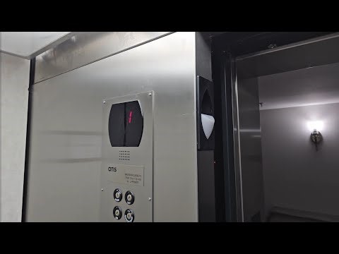 Otis Hydraulic Elevator @ La Quinta Inn & Suites - Fort Smith, AR