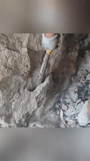 Make caves with fire. P1 #bushcraft #builders #camp #camping #survival #shelter #wildlife #outdoors #outdoorlife #viral #fyp #foryou | Connor Adams