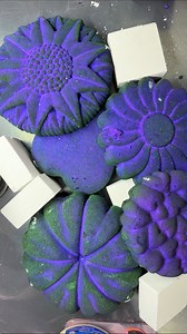 113K views · 783 reactions | Brite PURPLE Chalks Flowers | I agree some crushes are repetive, but how can you say not to such colours and texture! I think every crush is singular and unique #asmr | chalkitasmr | Facebook