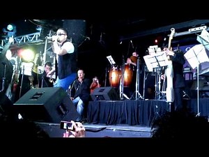 01 - FRANKIE RUIZ JR