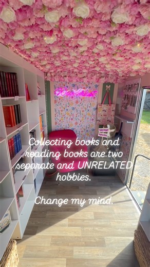 If buying books counted as cardio, I’d be the fittest girl in Kentucky. 📚✨ Listen… I intend to read them. I really do. But sometimes a book just wants to be adopted, displayed, and admired like the little paper treasure it is. Are you a collector, a reader, or both—depending on the day? 📚 . . . . . #BookTok #Bookstagram #BookReels #ReadersOfInstagram #BookishHumor #BookwormProblems #sprayededges #TBRProblems #BookCollector #BookAddict #IGReads #BookishAF #BookGirlies #BookishLife #ReadingCommu