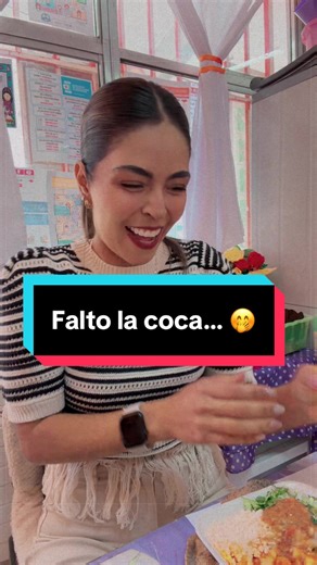 A caray… y esta rosa? 😅🤭🤭🤭 #faltolacoca🤣 #meme #fyp #maestra #diversion